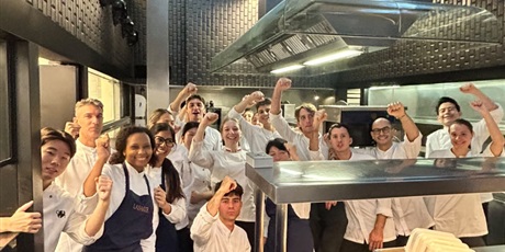 Powiększ grafikę: Alesia Czyżyk odbyła w Barcelonie staż w Restauracji Lasarte wyróżnionej trzema gwiazdkami w przewodniku Michelin