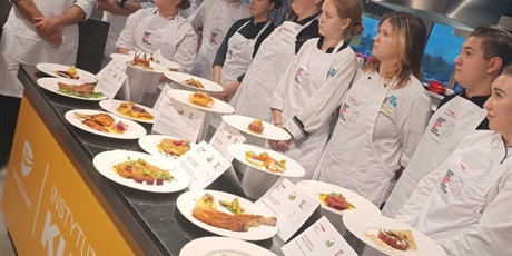 Powiększ grafikę: Alessia Czyżyk i Magdalena Bławat wzięły udział w Kulinarnym Pucharze Polskiego Mięsa Wołowego i Wieprzowego