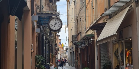 Powiększ grafikę: wycieczka do Rawenny -widok z Piazza del Popolo w stronę Via Cairoli 