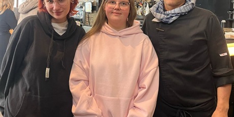 Powiększ grafikę: fotogaleria-projektu-erasmus-2024-1-pl01-ka121-vet-000214135-ksztalcimy-sie-zawodowo-w-hiszpanii-647188.jpg