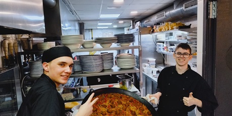 Powiększ grafikę: fotogaleria-projektu-erasmus-2024-1-pl01-ka121-vet-000214135-ksztalcimy-sie-zawodowo-w-hiszpanii-647192.jpg