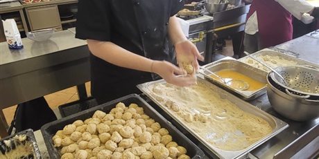 Powiększ grafikę: fotogaleria-projektu-erasmus-2024-1-pl01-ka121-vet-000214135-ksztalcimy-sie-zawodowo-w-hiszpanii-647274.jpg