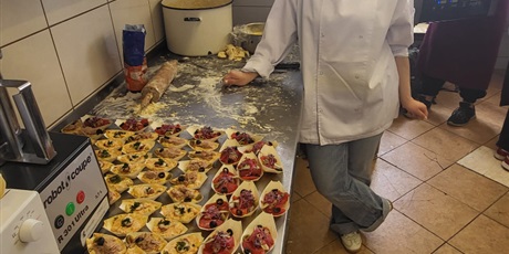 Powiększ grafikę: fotogaleria-projektu-erasmus-2024-1-pl01-ka121-vet-000214135-ksztalcimy-sie-zawodowo-w-hiszpanii-647275.jpg