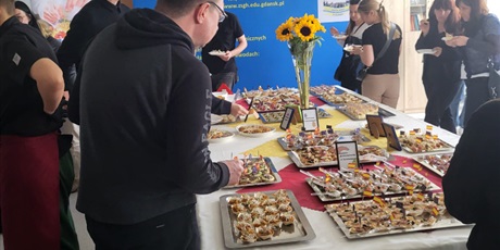 Powiększ grafikę: fotogaleria-projektu-erasmus-2024-1-pl01-ka121-vet-000214135-ksztalcimy-sie-zawodowo-w-hiszpanii-647281.jpg