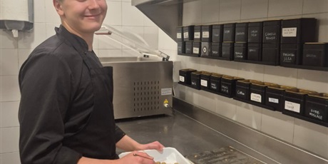 Powiększ grafikę: praktyki