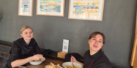 Powiększ grafikę: praktyki