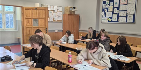 Powiększ grafikę: nauka hiszpańskiego