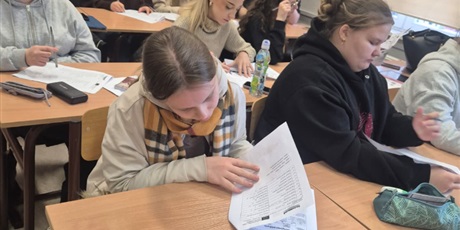 Powiększ grafikę: nauka hiszpańskiego