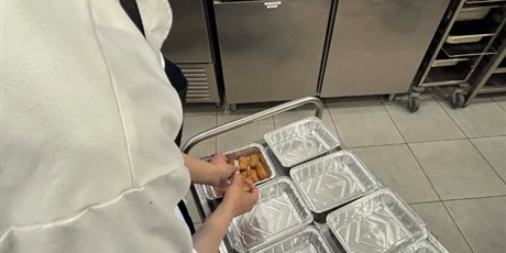 Powiększ grafikę: praktyki