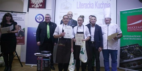 Powiększ grafikę: konkurs-literacka-kuchnia-2015-113198.jpg