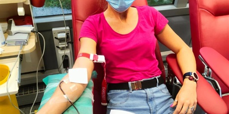 Powiększ grafikę: Krwiodawcy ZSGH oddają krew