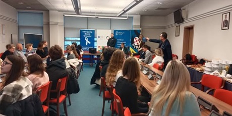  Młodzież z ZSGH wzięła udział w konferencji „Biała Wstążka- wspólnie przeciw przemocy” w ramach VI Pomorskiego Tygodnia Białej Wstążki