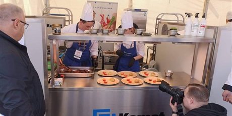 Monika Lewkowicz i Bartosz Krajewski wzięli udział w I Ogólnopolskim Konkursie Kulinarnym o tytuł Gold Grill Team 2019