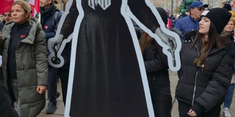 Powiększ grafikę: Społeczność ZSGH uczciła Narodowe Święto Niepodległości