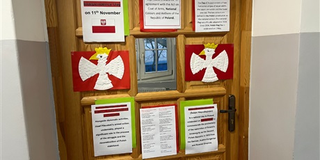 Powiększ grafikę: Społeczność ZSGH uczciła Narodowe Święto Niepodległości