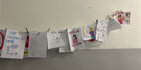 Powiększ grafikę: Prace uczniów w ramach Tygodnia Przeciwdziałania Przemocy Rówieśniczej