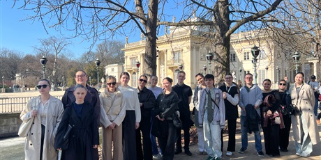 Powiększ grafikę: Zwiedzanie Łazienek Królewskiech.