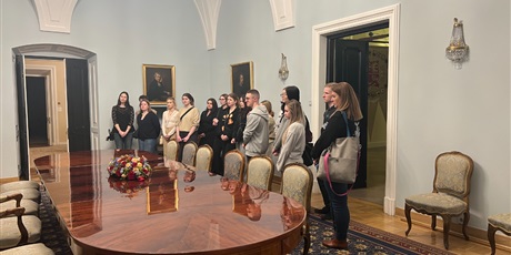 Powiększ grafikę: Zwiedzanie Pałacu Prezydenckiego.