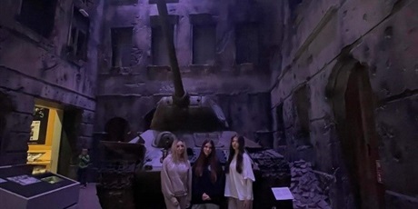 Uczniowie ZSGH zwiedzili Muzeum II Wojny Światowej