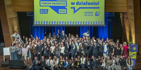 Powiększ grafikę: Udział uczniów ZSGH w Forum Młodych 2025.
