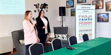 Powiększ grafikę: W ZSGH podpisano umowy patronackie z Grano Hotel Gdańsk RIVERSIDE,  PURO Hotel Gdańsk Stare Miasto, QUBUS Hotel Gdańsk