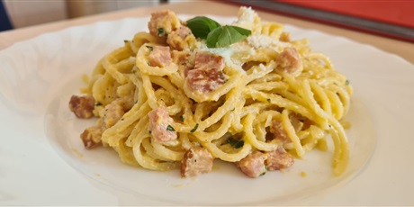 Powiększ grafikę: Klasyczna włoska pasta.