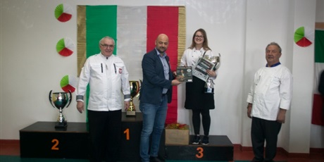 Powiększ grafikę: konkurs-la-cucina-italiana-2019-115140.jpg