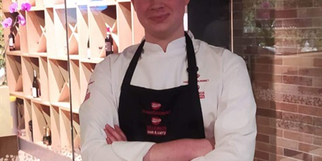 Powiększ grafikę: Piotr Marcinkowski zajął 4 miejsce w konkursie kulinarnym dla szkół gastronomicznych Les Chefs en Or Polska Edycja